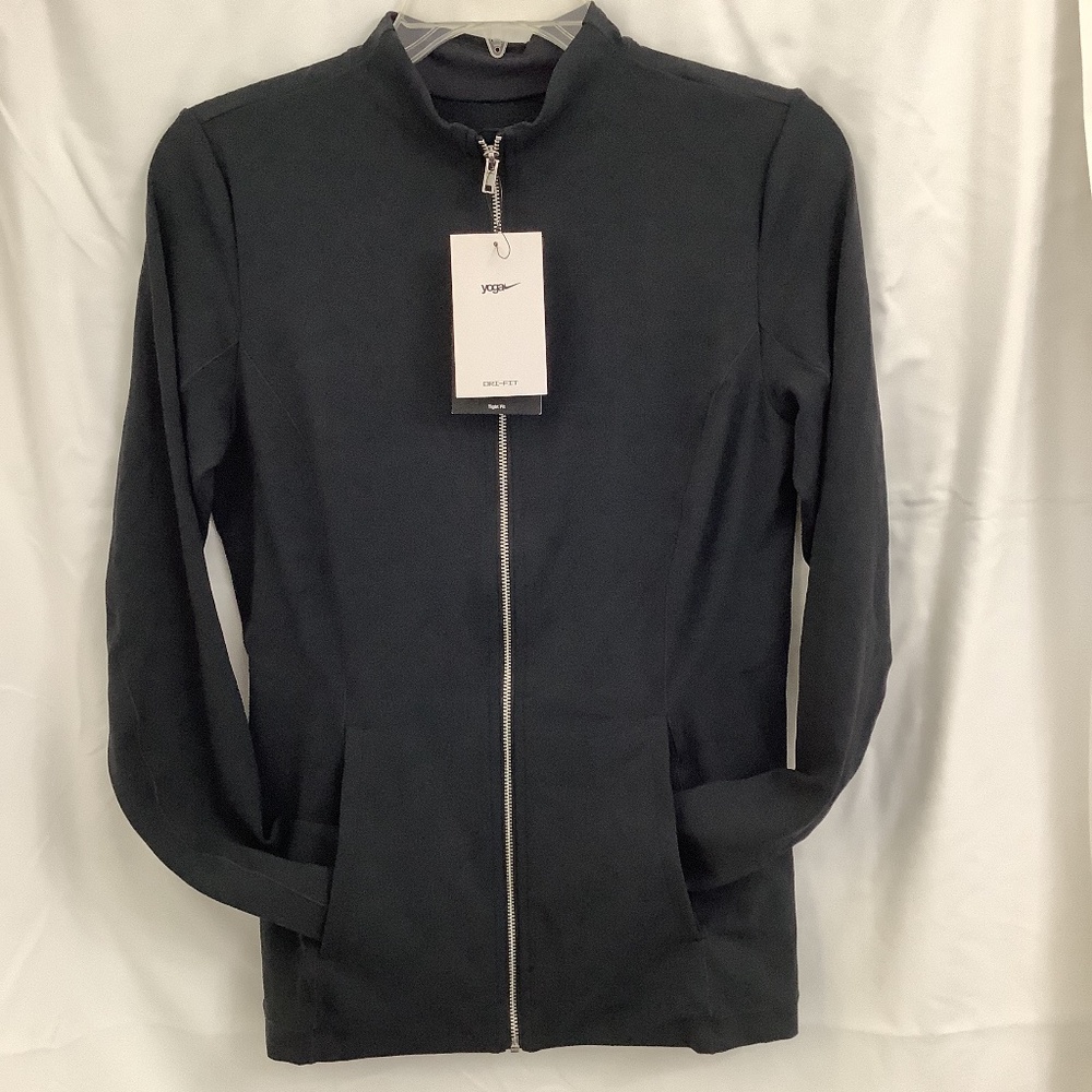 NWT Nike Yoga Luxe Dri-Fit Full Zip Fitted, sz M, Black